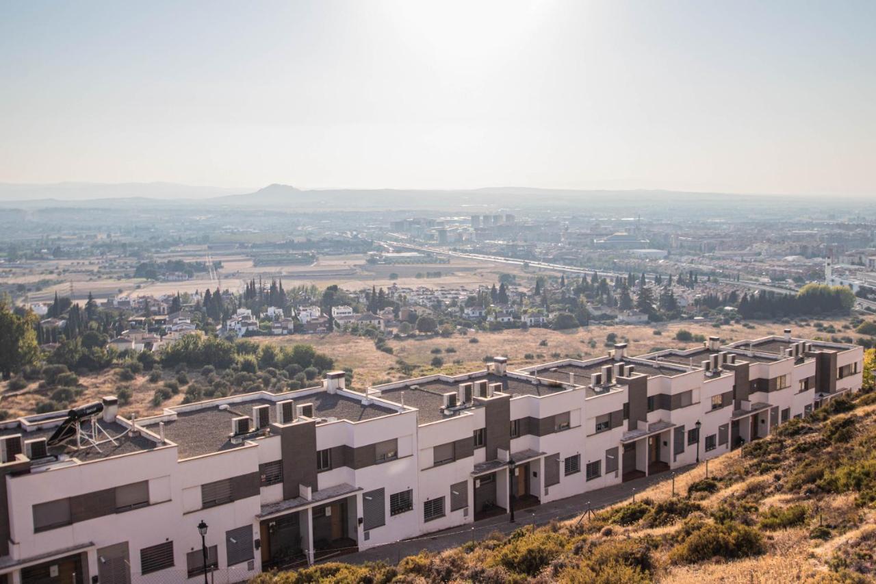 Huétor Vega Serrallo Apartment מראה חיצוני תמונה